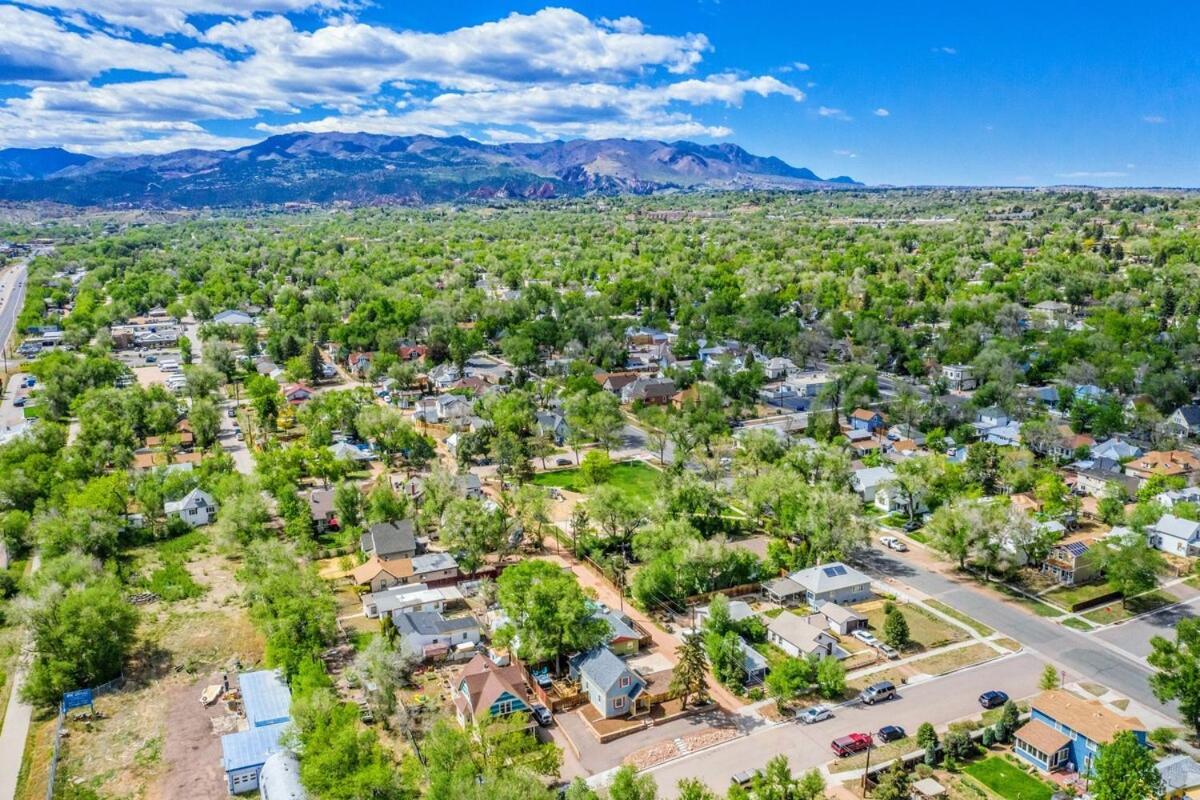Villa The Vibrant Victorian Hot Tub & Fire Pit In Occ Colorado Springs Exterior foto